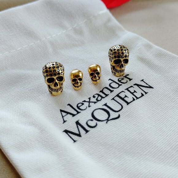 Alexander McQueen Pave Rhinestones Double Skull brass earring 10gr (New) - Picture 5 of 9
